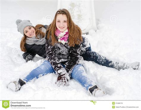 teenanow|15,224 Teen Snow Stock Photos & High